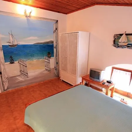 Πανσιόν Center Σύμη