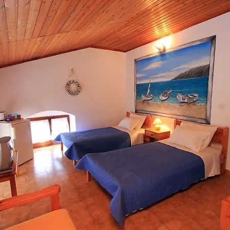 בית הארחה Center סימי